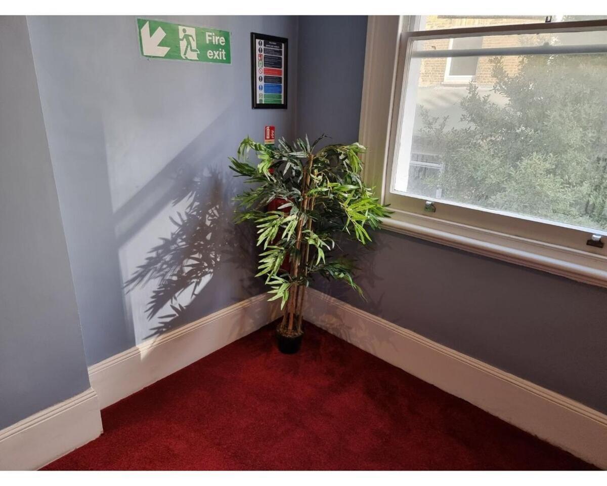 F101-First Floor Flat Fits 3 Near Hyde Park Londres Exterior foto
