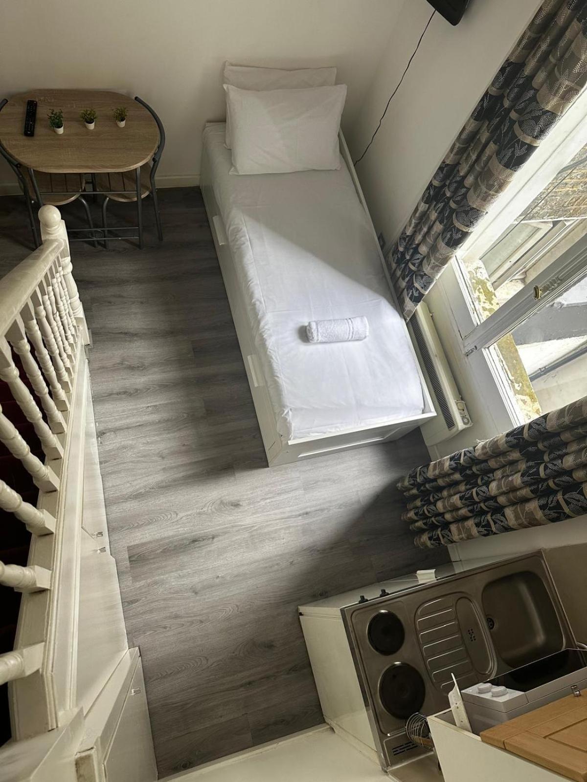 F101-First Floor Flat Fits 3 Near Hyde Park Londres Exterior foto